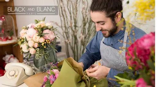Crafting Memorable Moments: Personalized Flower Delivery for Special Occasions - BLACK AND BLANC 
