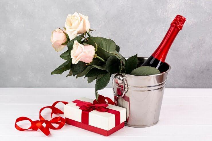Creative Ways to Use Birthday Flowers Beyond the Vase - BLACK AND BLANC 