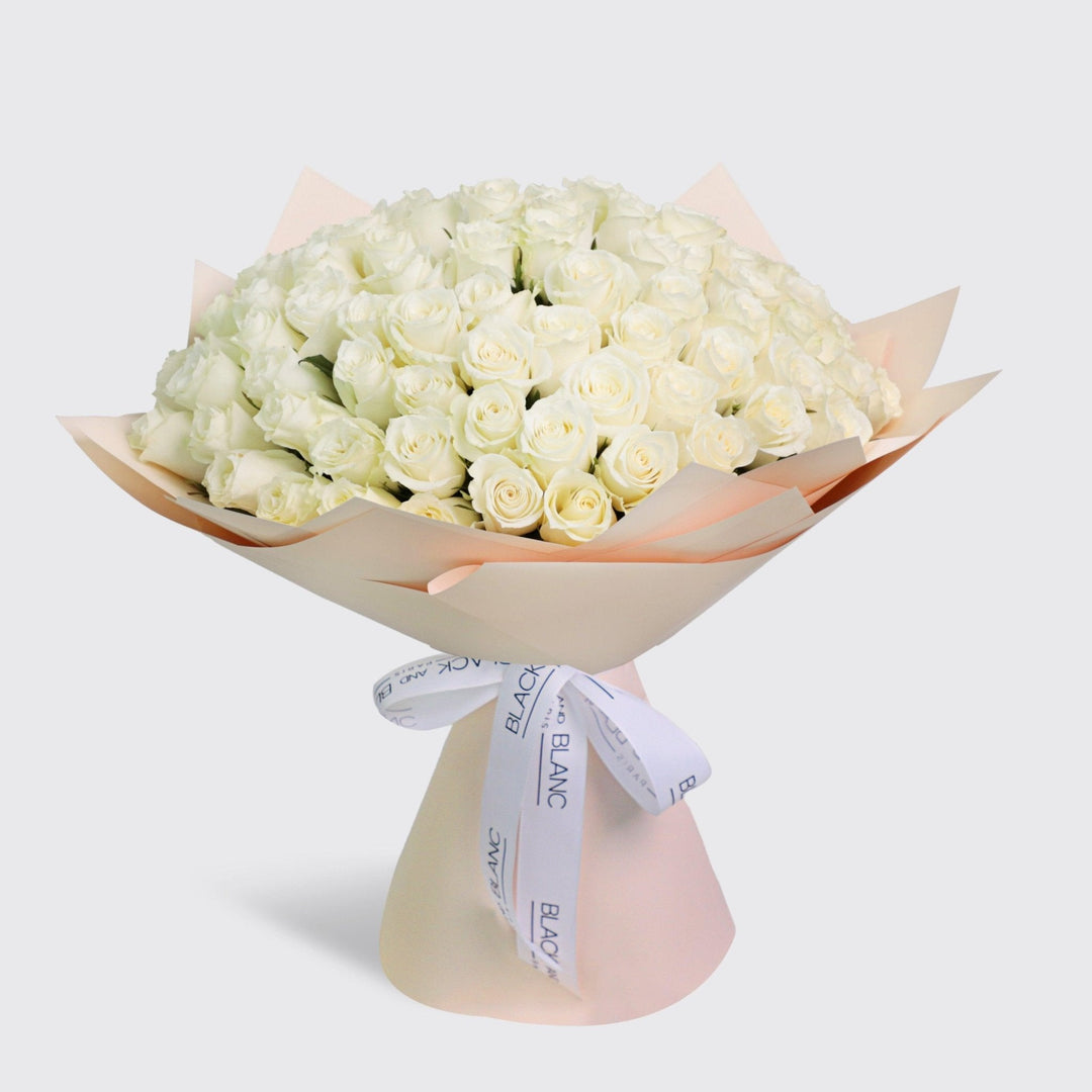 100/ 101 White Roses Bouquet - BLACK AND BLANC