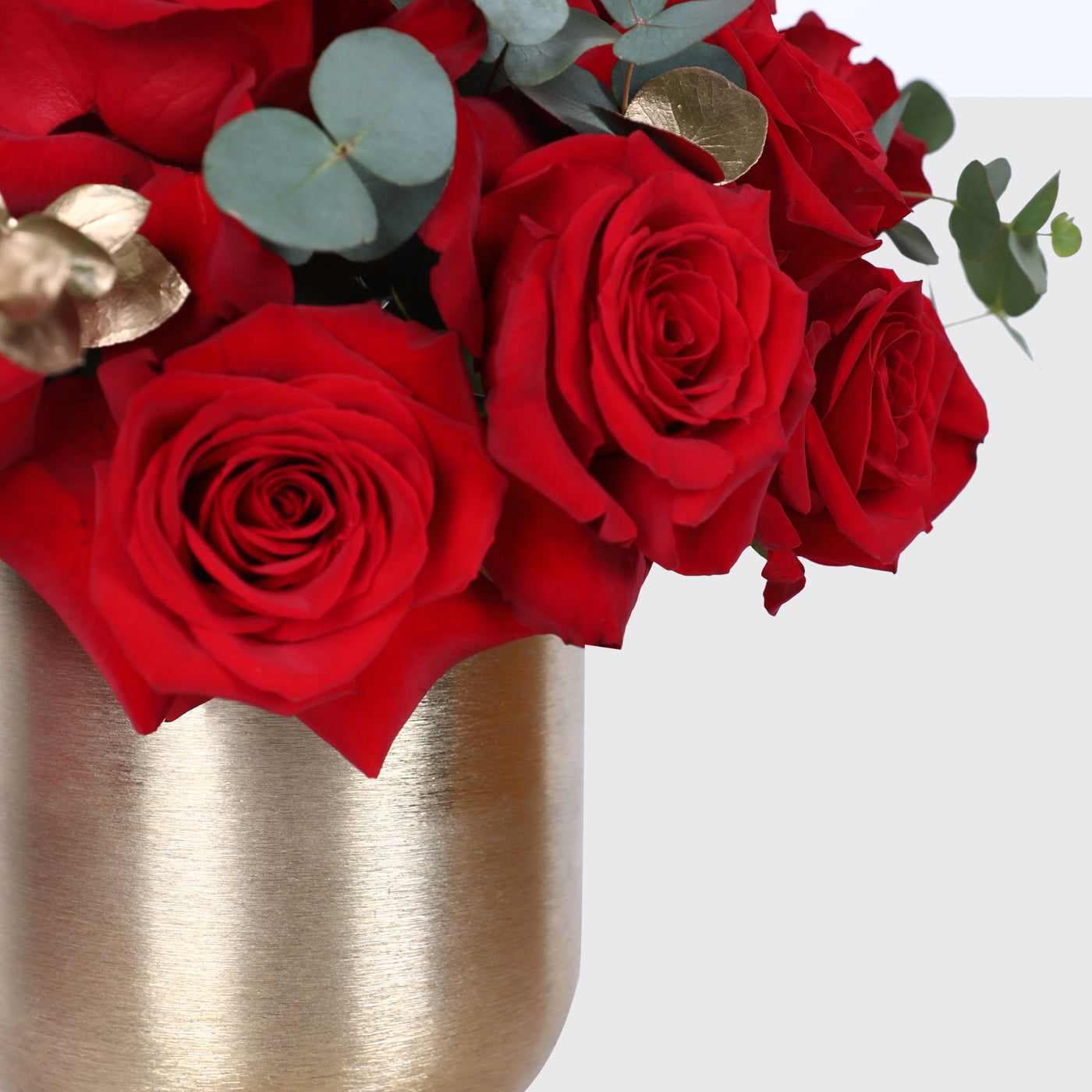 Rosy Affection in Vase