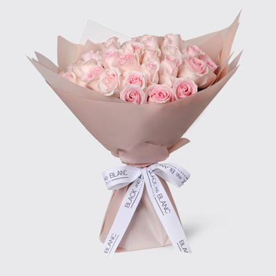50/51 Pink Roses Bouqs - Fresh Flowers - BLACK AND BLANC