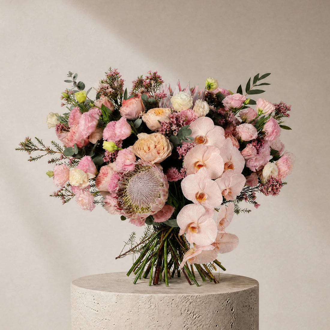 Colonnade Bouquet - BLACK AND BLANC