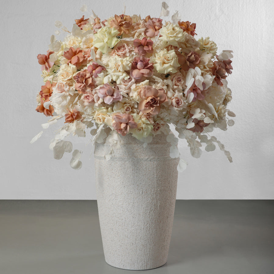 Yasmin in Vase