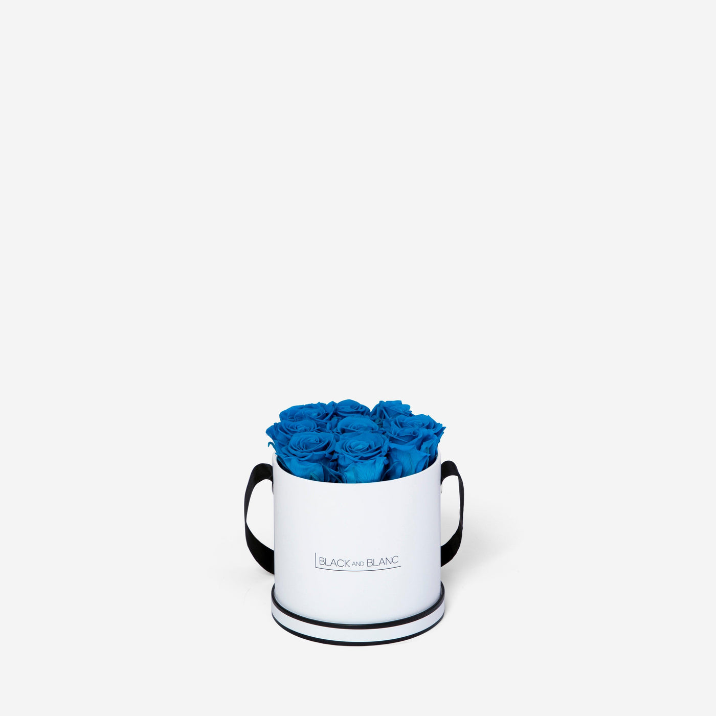 Aqua Blue Round - Infinity Roses - BLACK AND BLANC