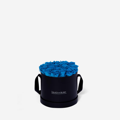 Aqua Blue Round - Infinity Roses - BLACK AND BLANC