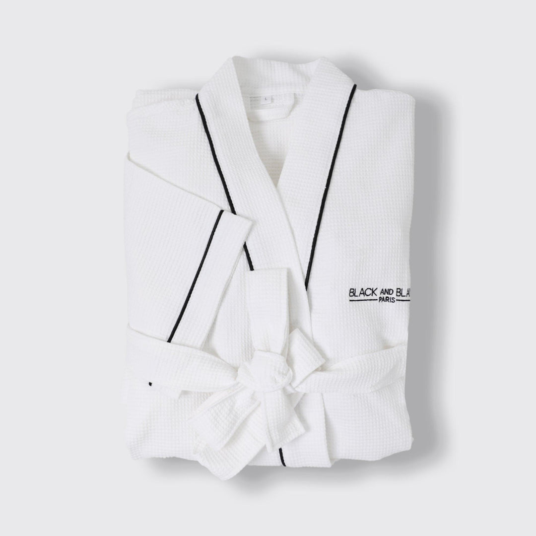 BLACK AND BLANC (Bathrobe & Candle) - BLACK AND BLANC