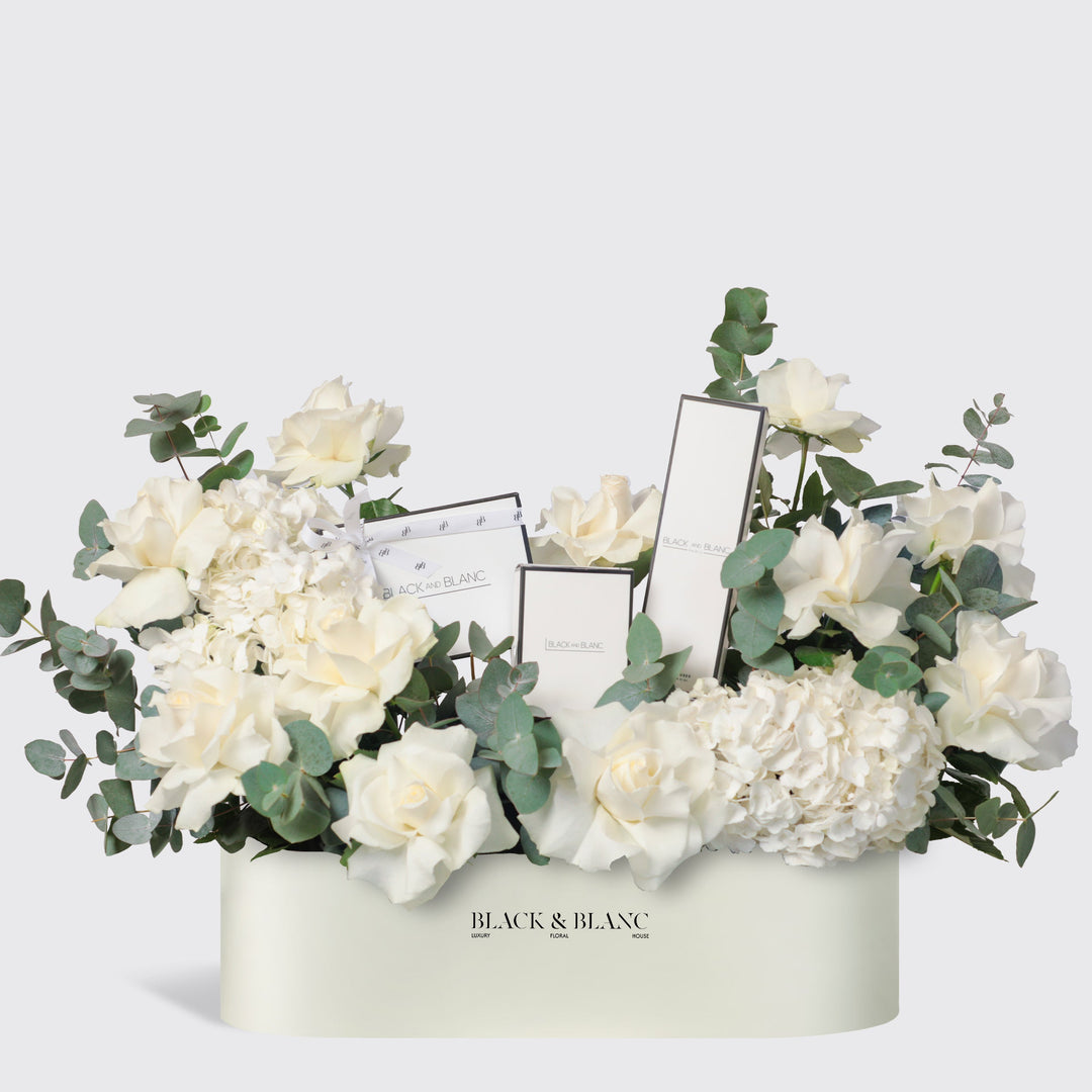 BLACK AND BLANC - (Chocolate Almond, Candle & Diffuser)