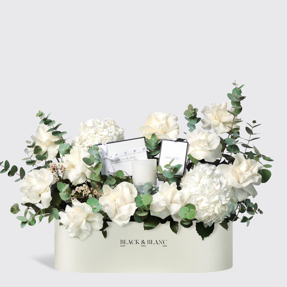 BLACK AND BLANC Hampers - BLACK AND BLANC