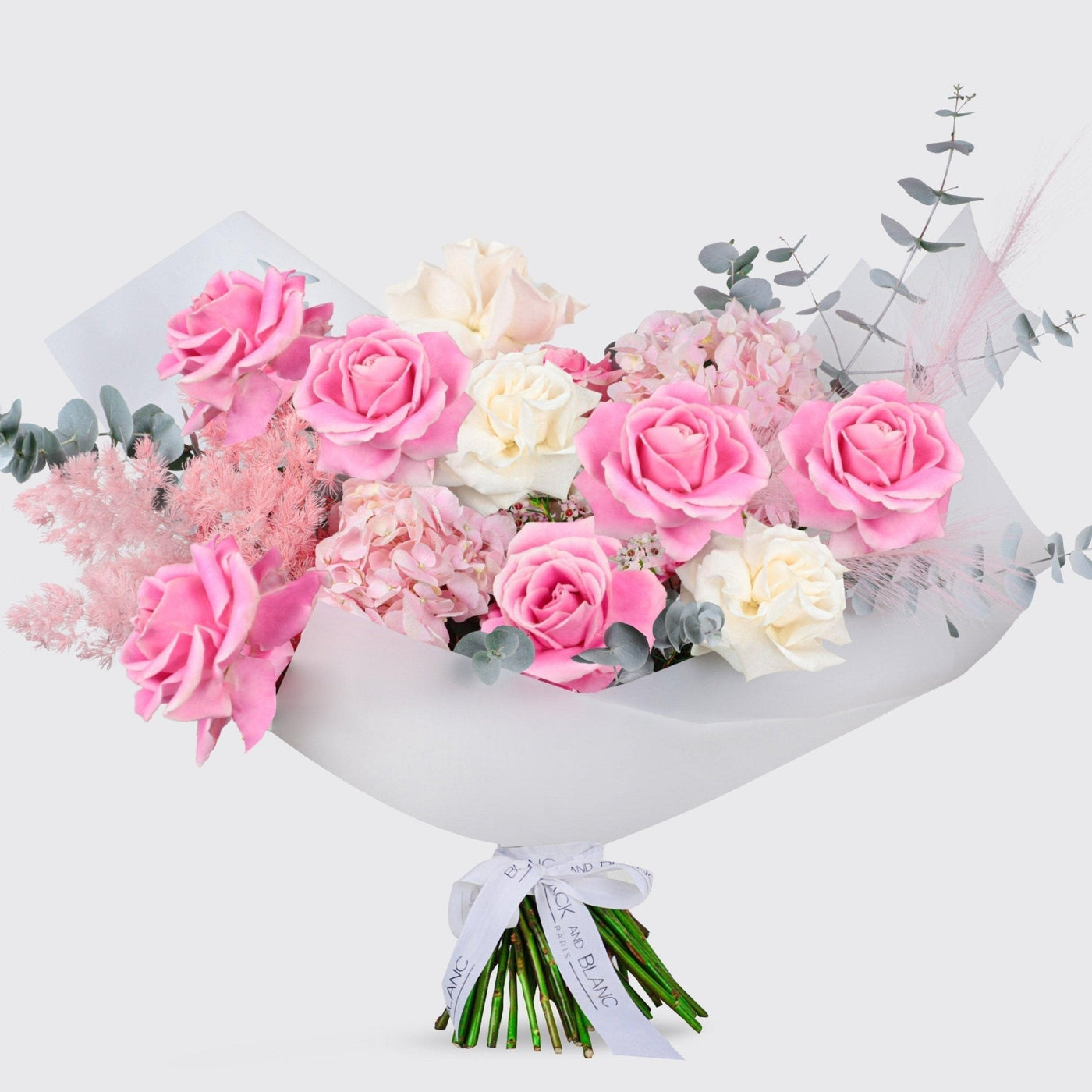 Blissful Harmony Bouq - BLACK AND BLANC