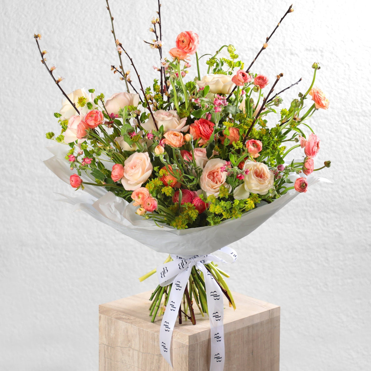 Blossom & Branch in Bouquet - BLACK AND BLANC