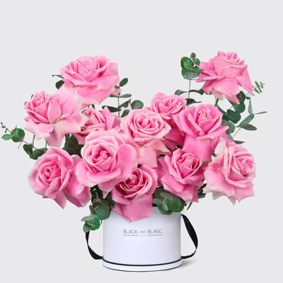 Blushing Elegance in Box - Fresh Flowers - Le Medium / White