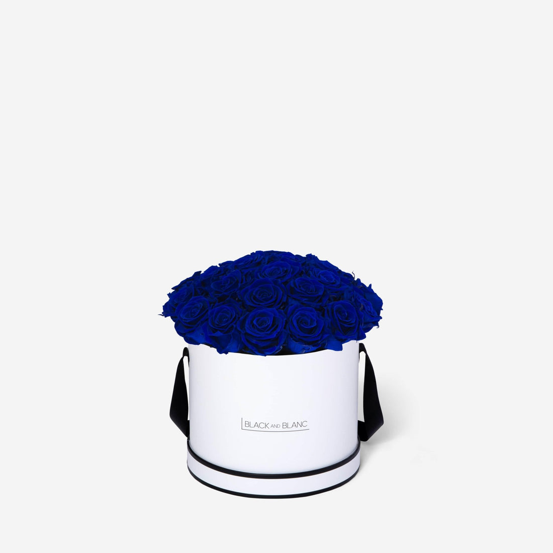 BouqBox - Infinity Roses - BLACK AND BLANC