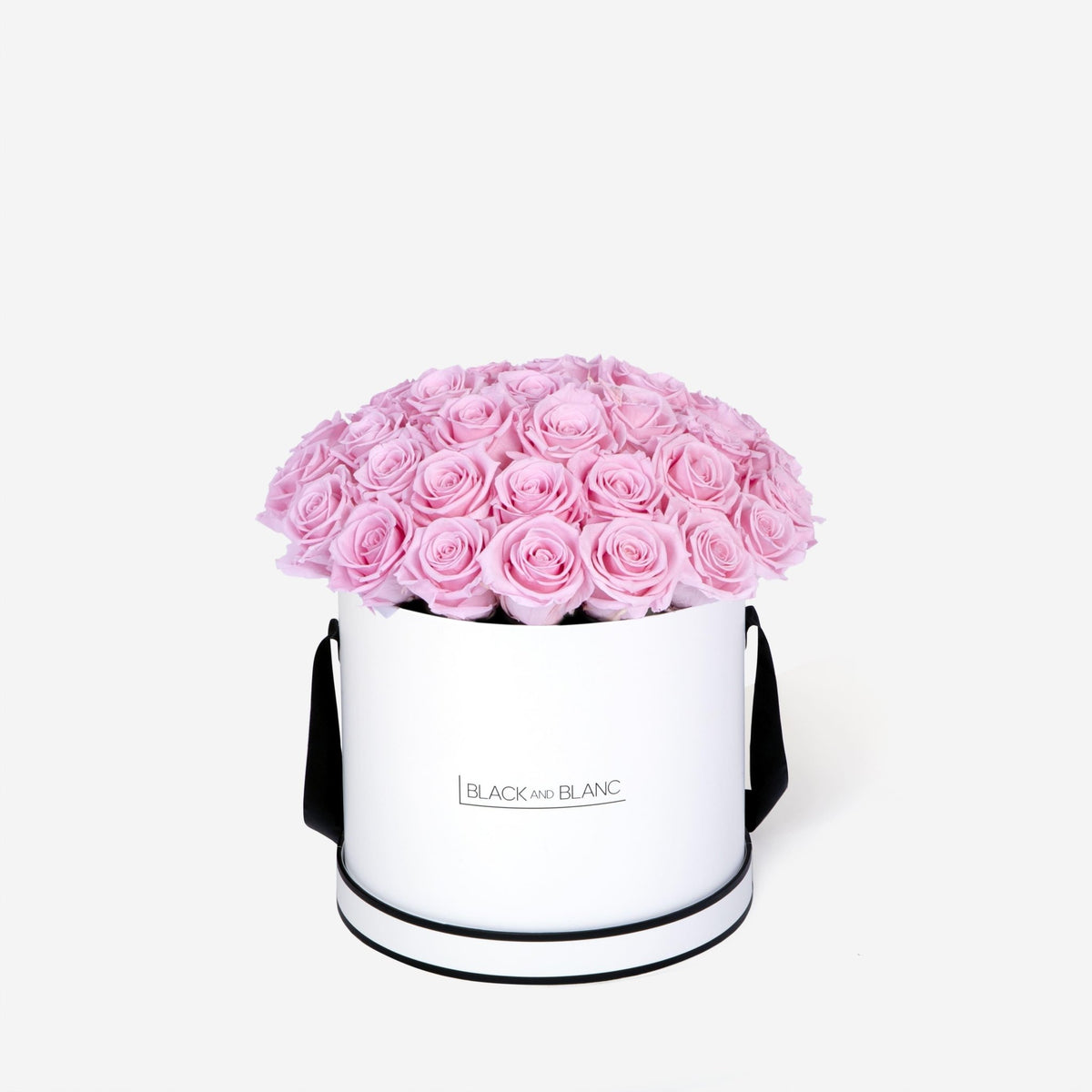 BouqBox - Infinity Roses - BLACK AND BLANC
