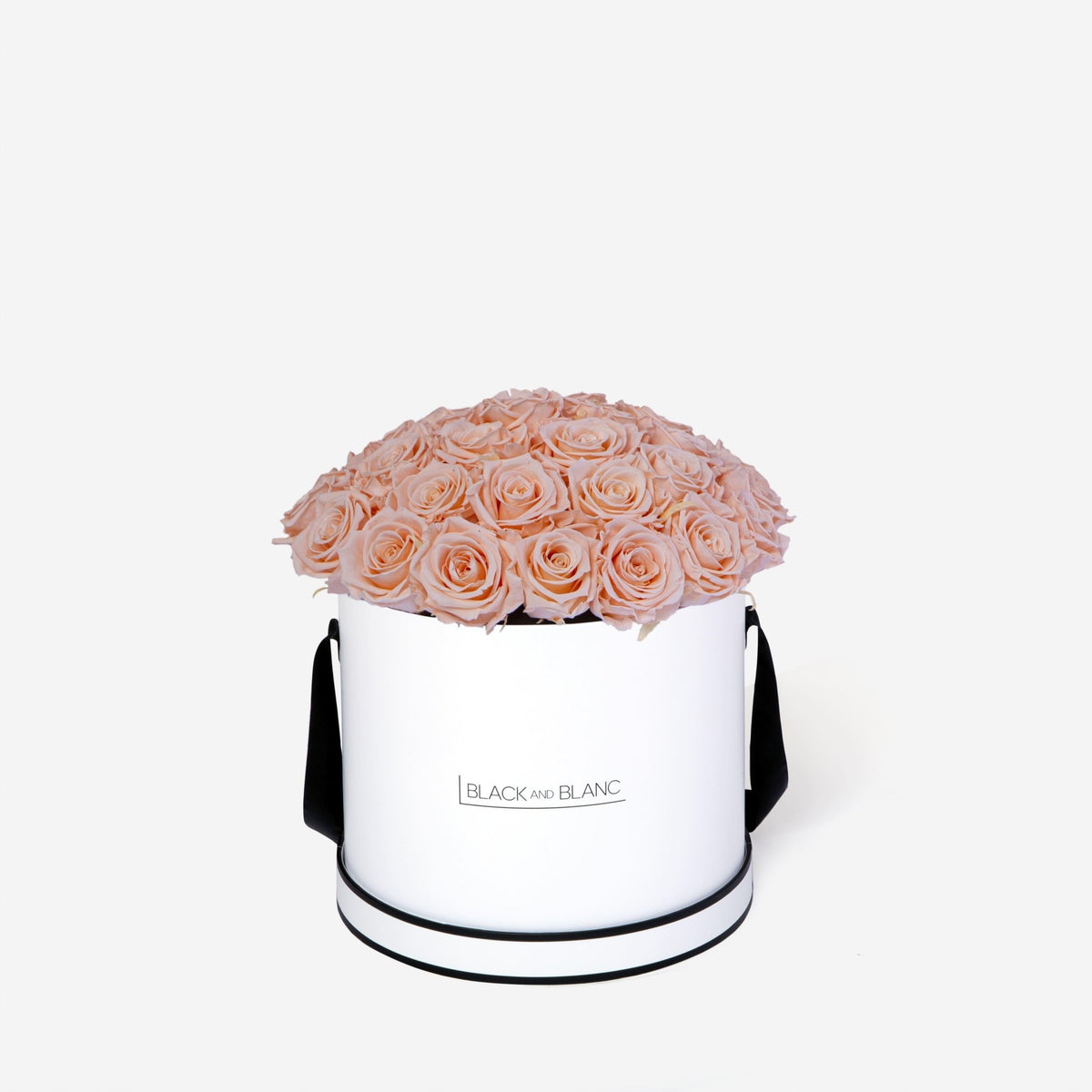BouqBox - Infinity Roses - BLACK AND BLANC