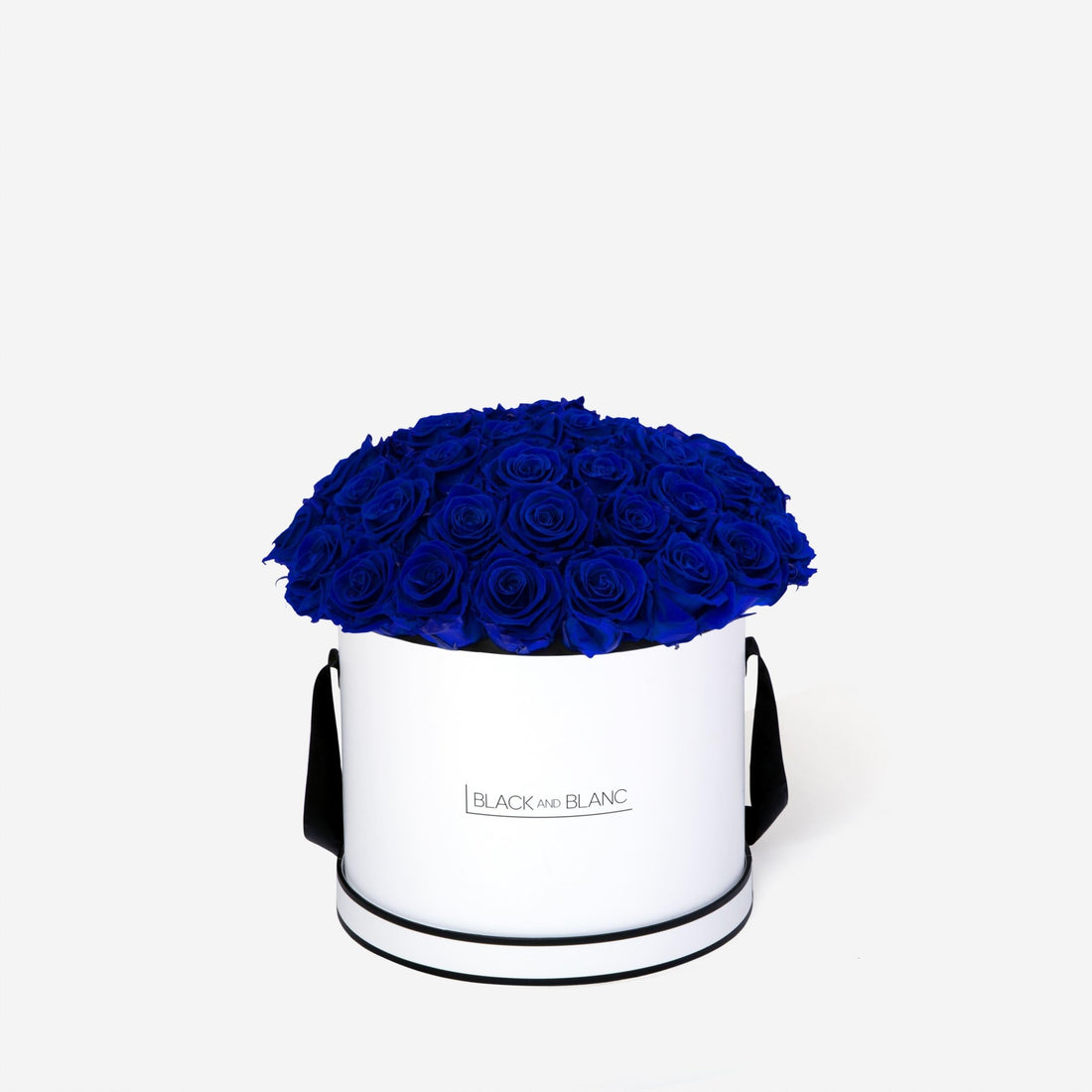BouqBox - Infinity Roses - BLACK AND BLANC
