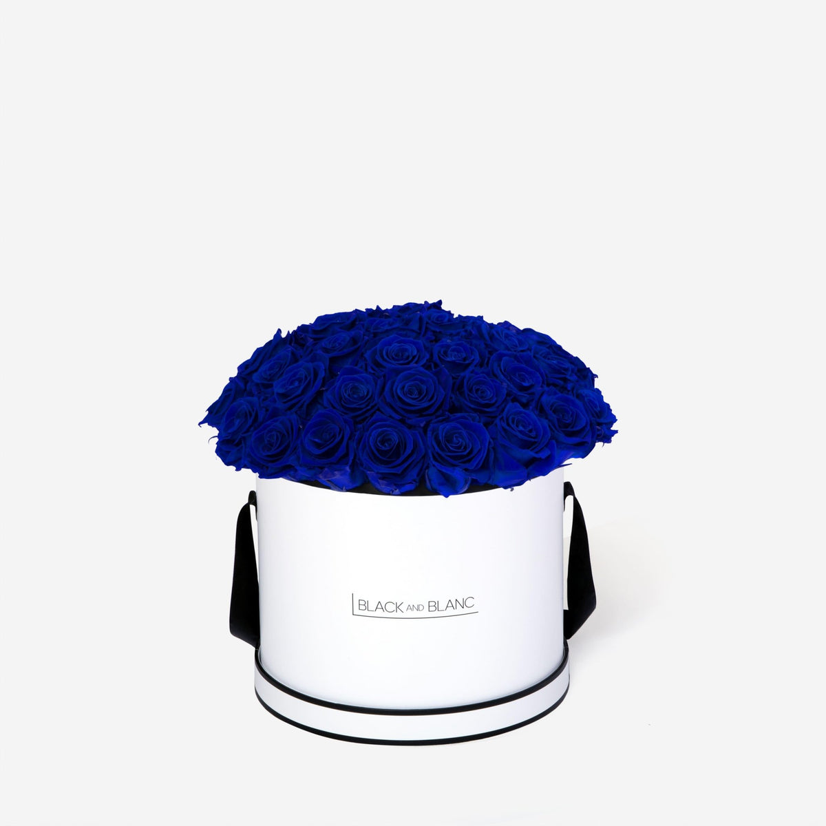 BouqBox - Infinity Roses - BLACK AND BLANC