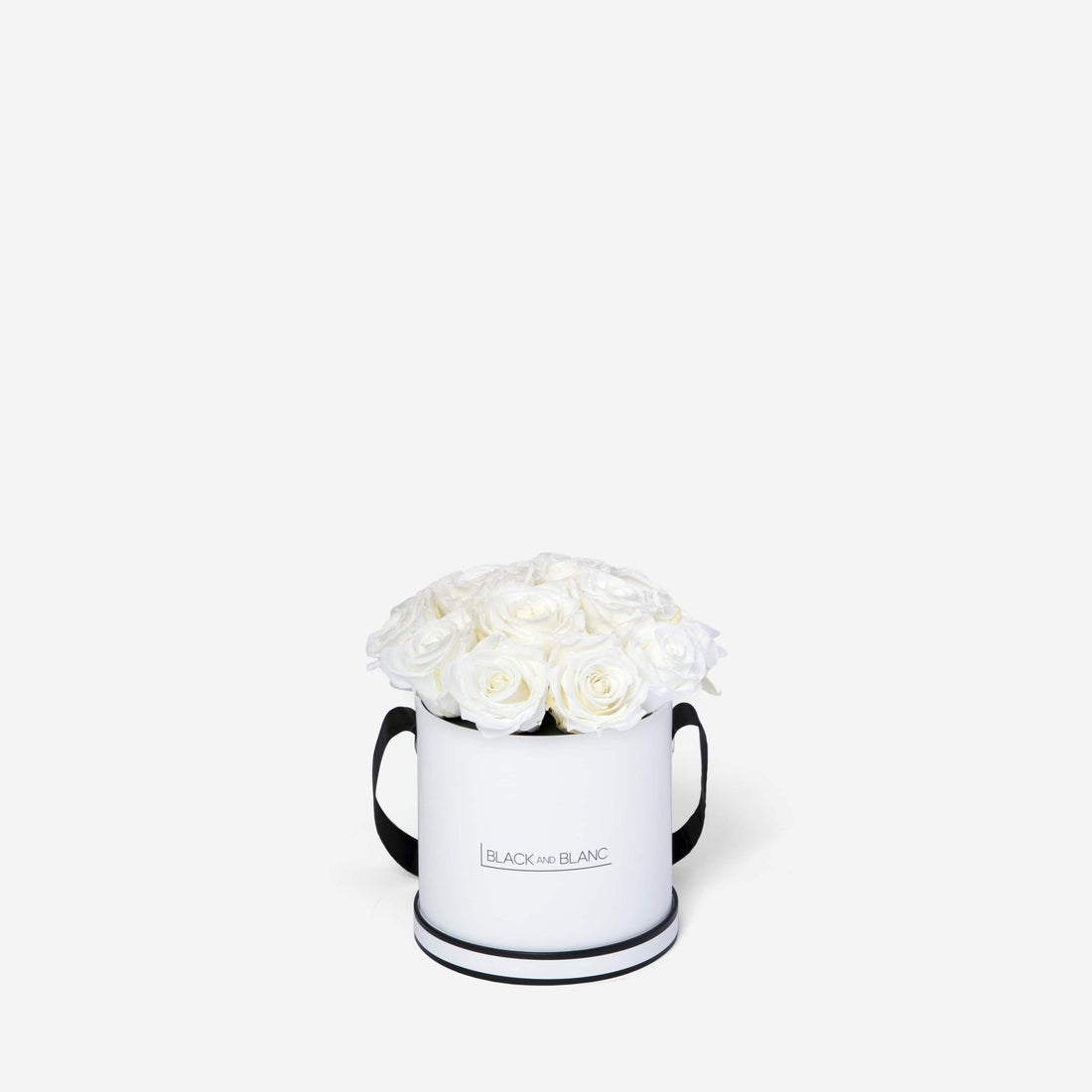 BouqBox - Infinity Roses - BLACK AND BLANC