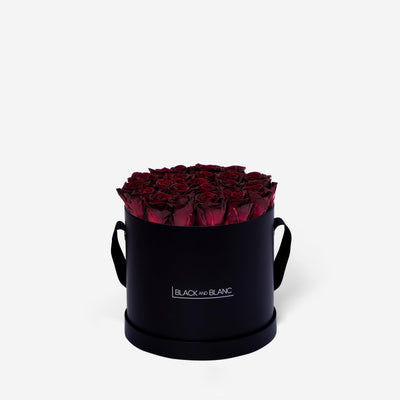 Burgundy Round - Infinity Roses - BLACK AND BLANC