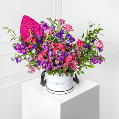Camille BouqBox - Fresh Flowers - BLACK AND BLANC