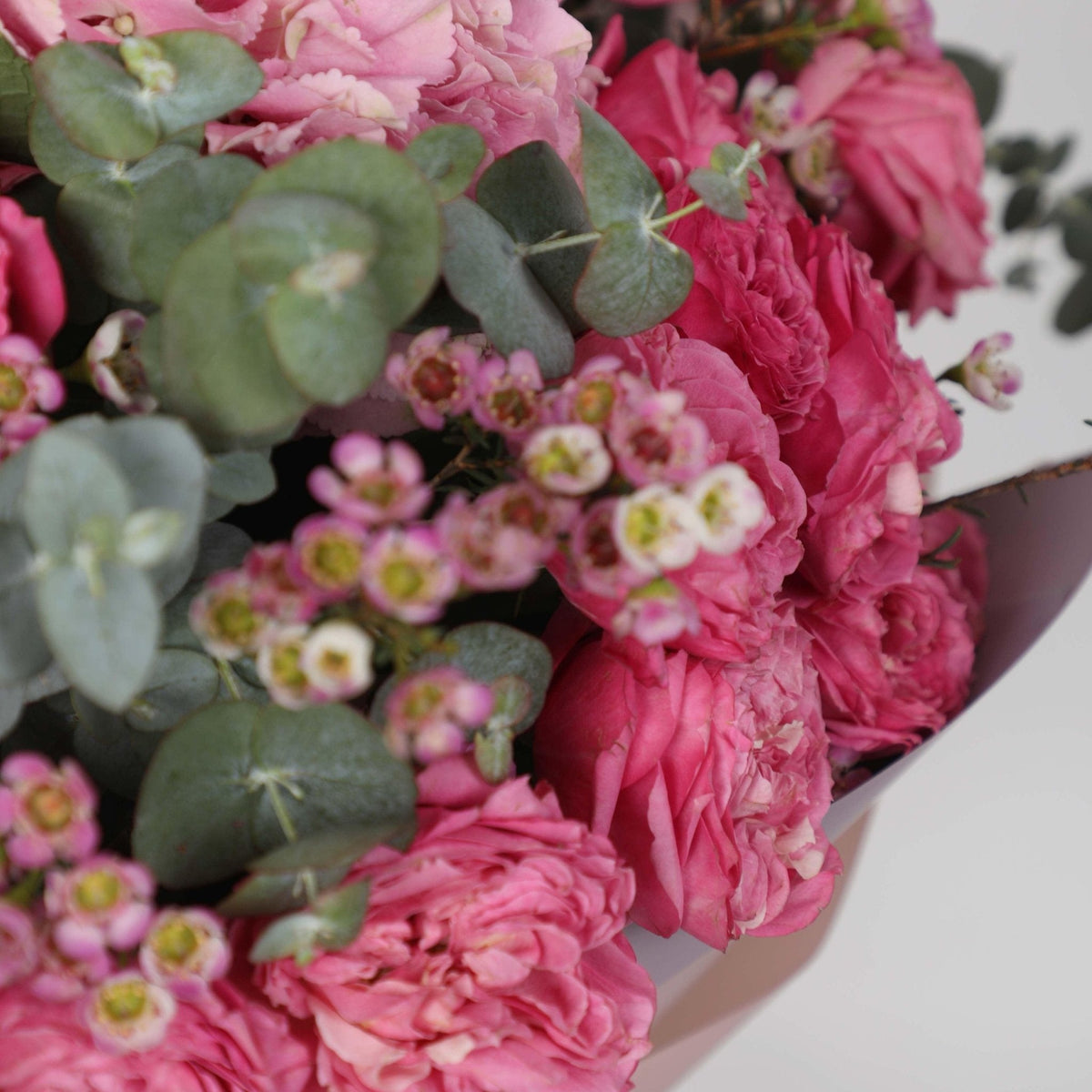 Celine Bouquet - BLACK AND BLANC