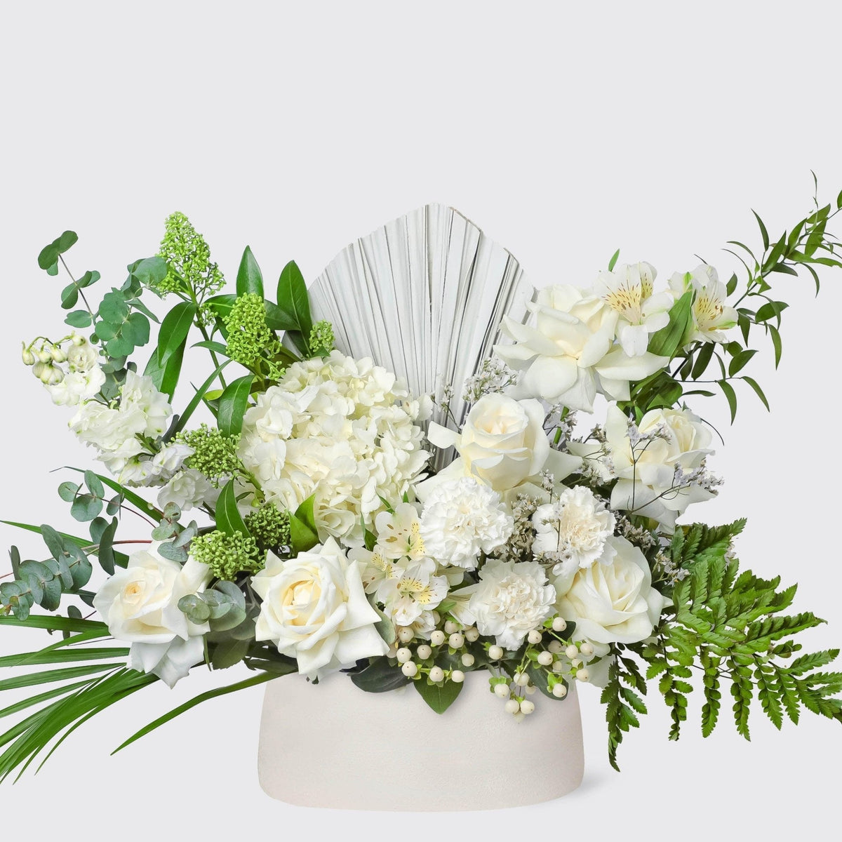 Chateau Elegance in Vase - BLACK AND BLANC