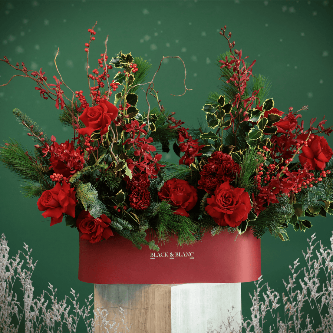 Christmas in Half Meter Box - Fresh Flowers - BLACK AND BLANC