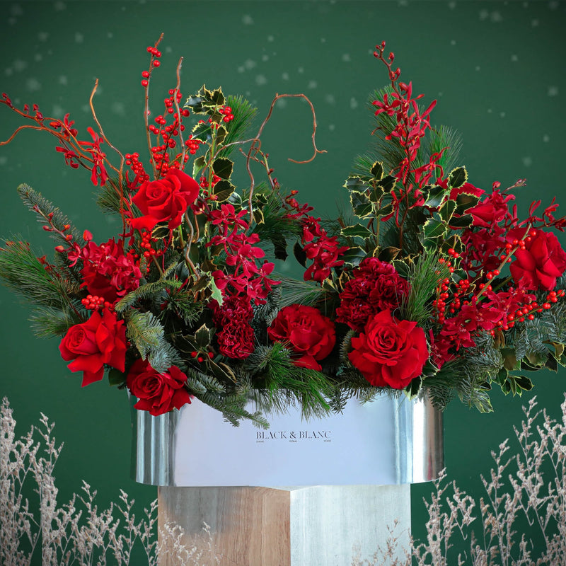 Christmas in Half Meter Box - Fresh Flowers - BLACK AND BLANC