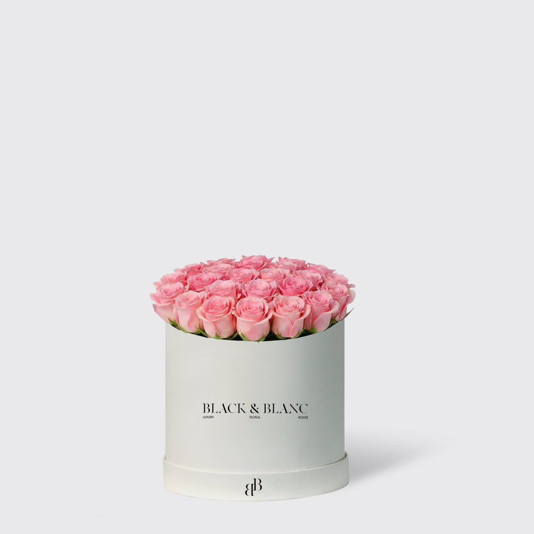 Classic Roses in Box - BLACK AND BLANC