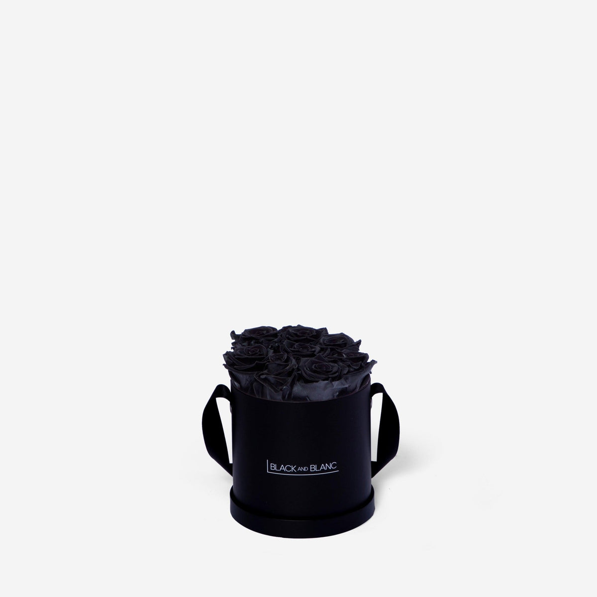 Classic Round - Infinity Roses - BLACK AND BLANC