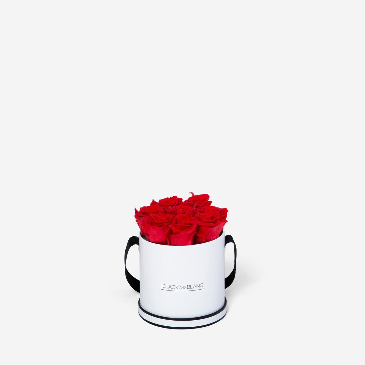 Classic Round - Infinity Roses - BLACK AND BLANC