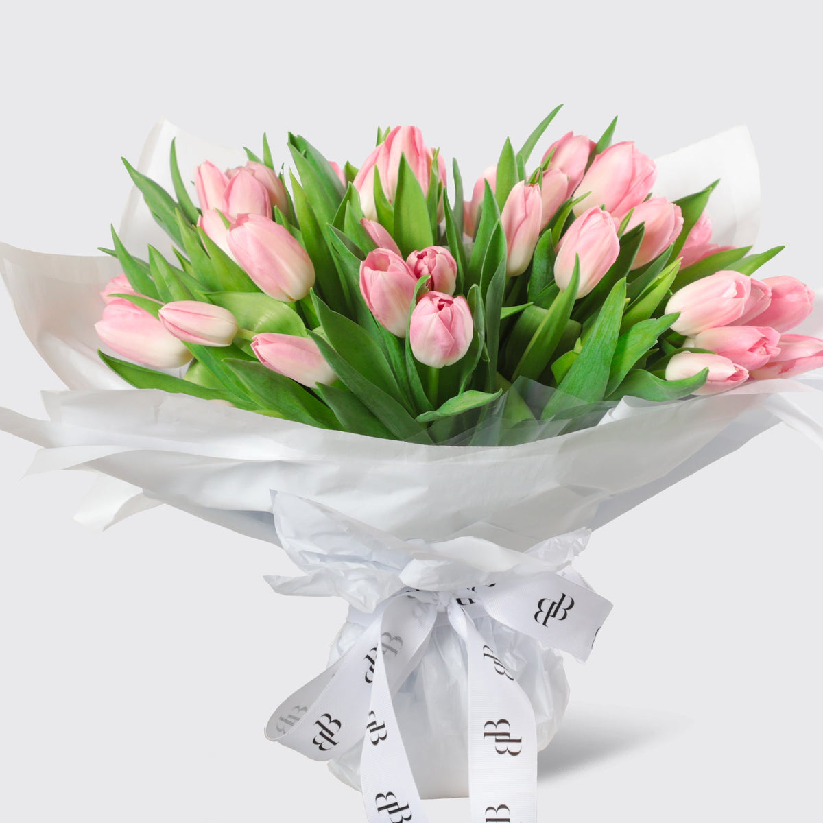 Classic Tulip Bouquet - BLACK AND BLANC