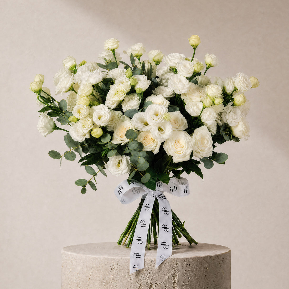 Vellum Bouquet - BLACK AND BLANC