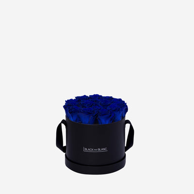 Deep Blue Round - Infinity Roses - BLACK AND BLANC