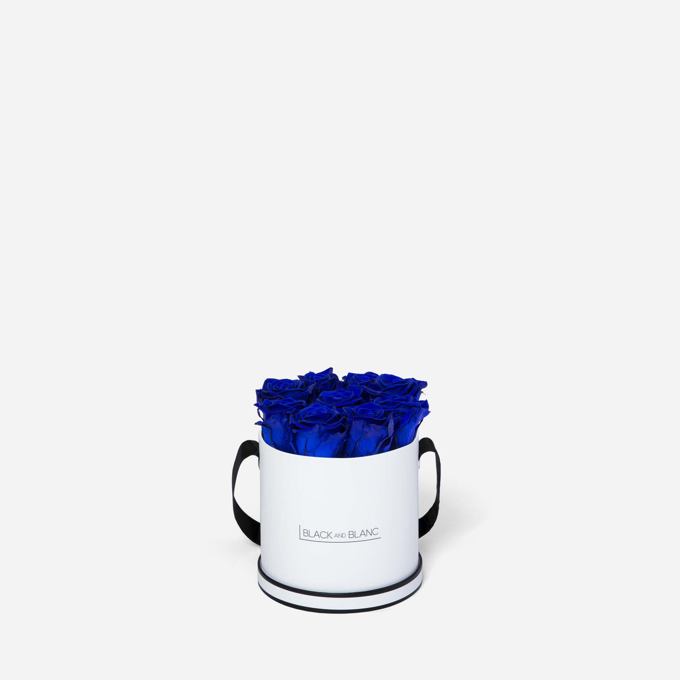 Deep Blue Round - Infinity Roses - BLACK AND BLANC