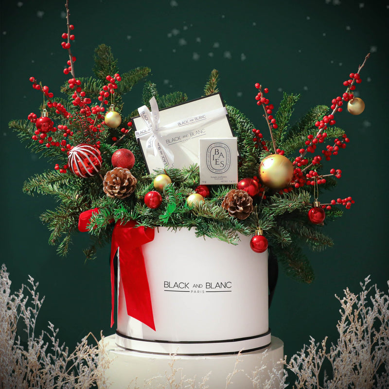 Dyptique - Candle and Almond Chocolate Christmas Hamper - BLACK AND BLANC