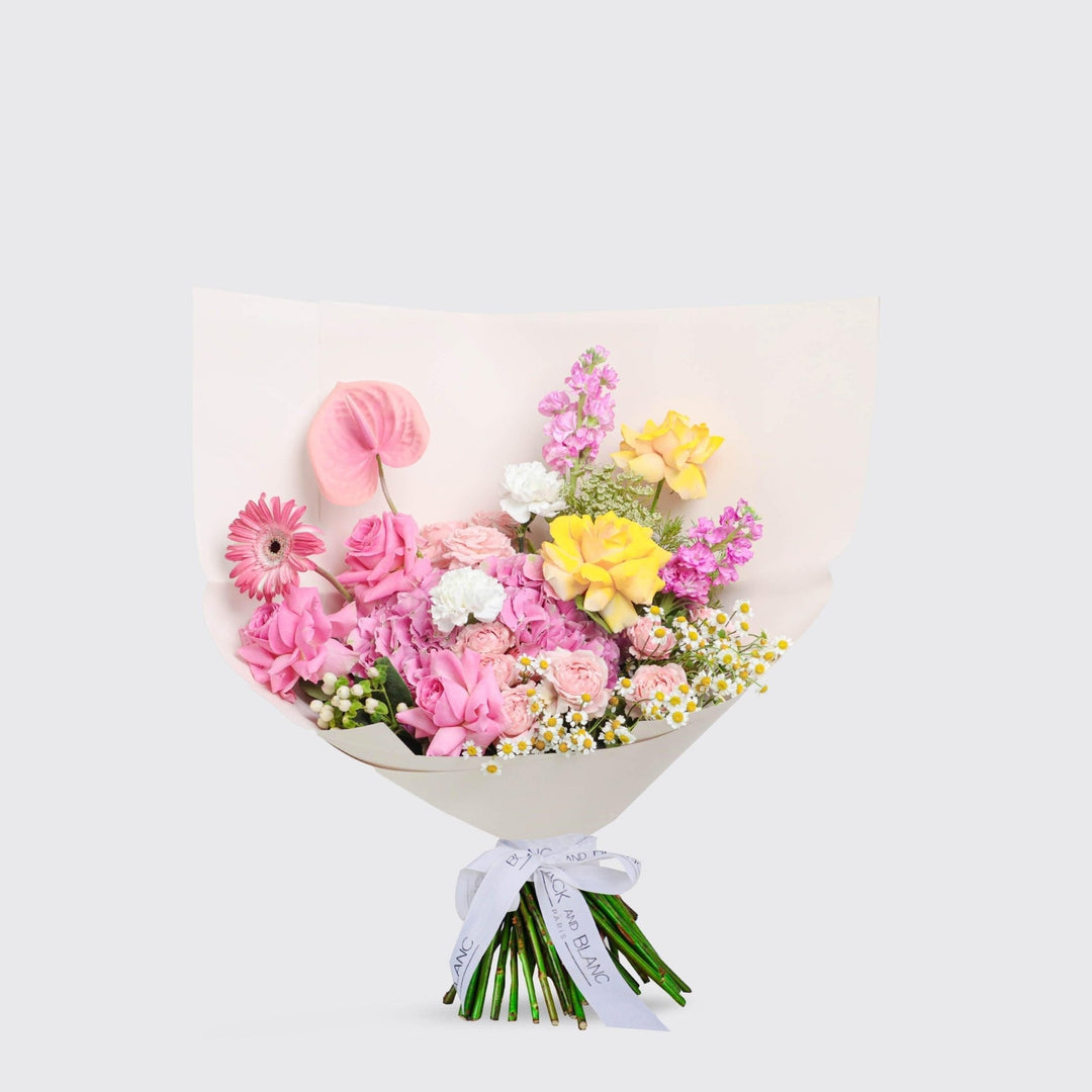 Éclat de Printemps Bouquet - BLACK AND BLANC