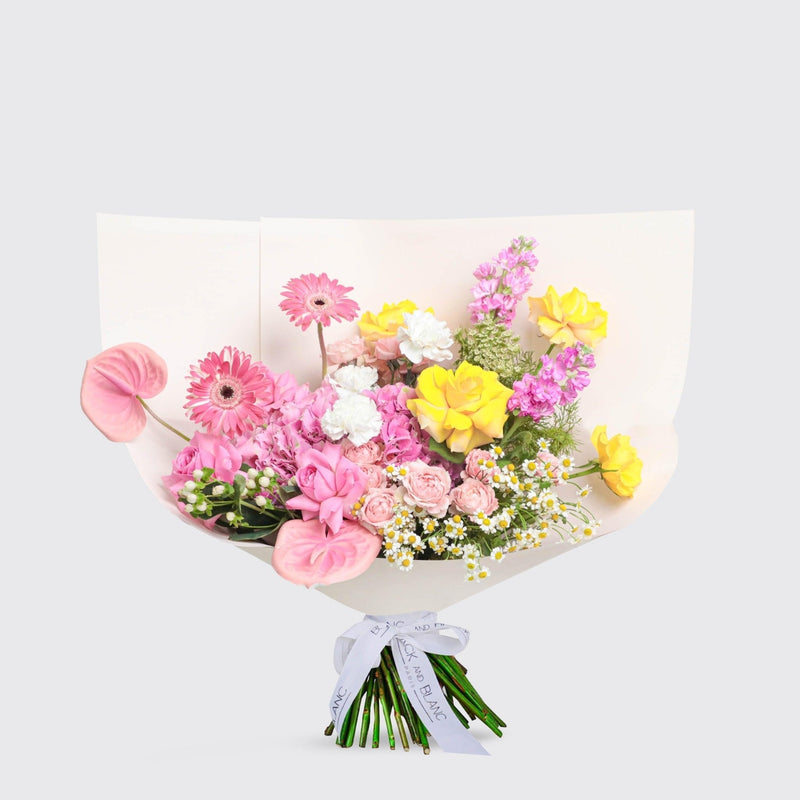 Éclat de Printemps Bouquet - BLACK AND BLANC