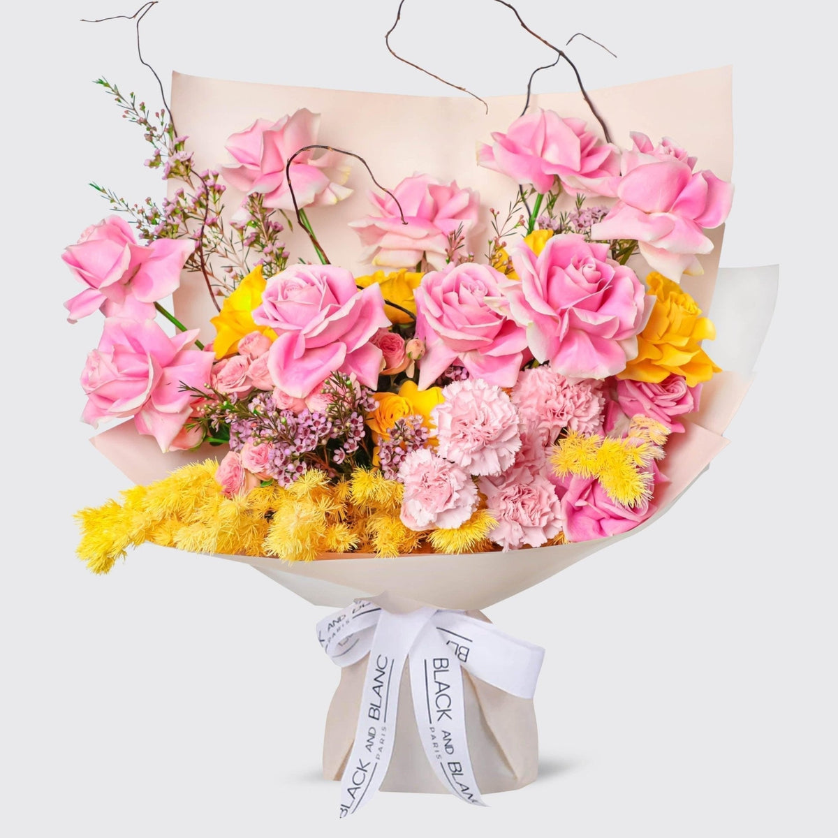 Élégante Harmony Bouquet - BLACK AND BLANC