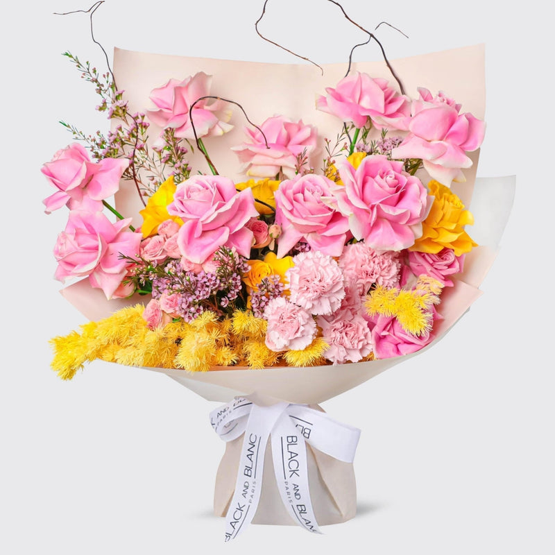 Élégante Harmony Bouquet - BLACK AND BLANC