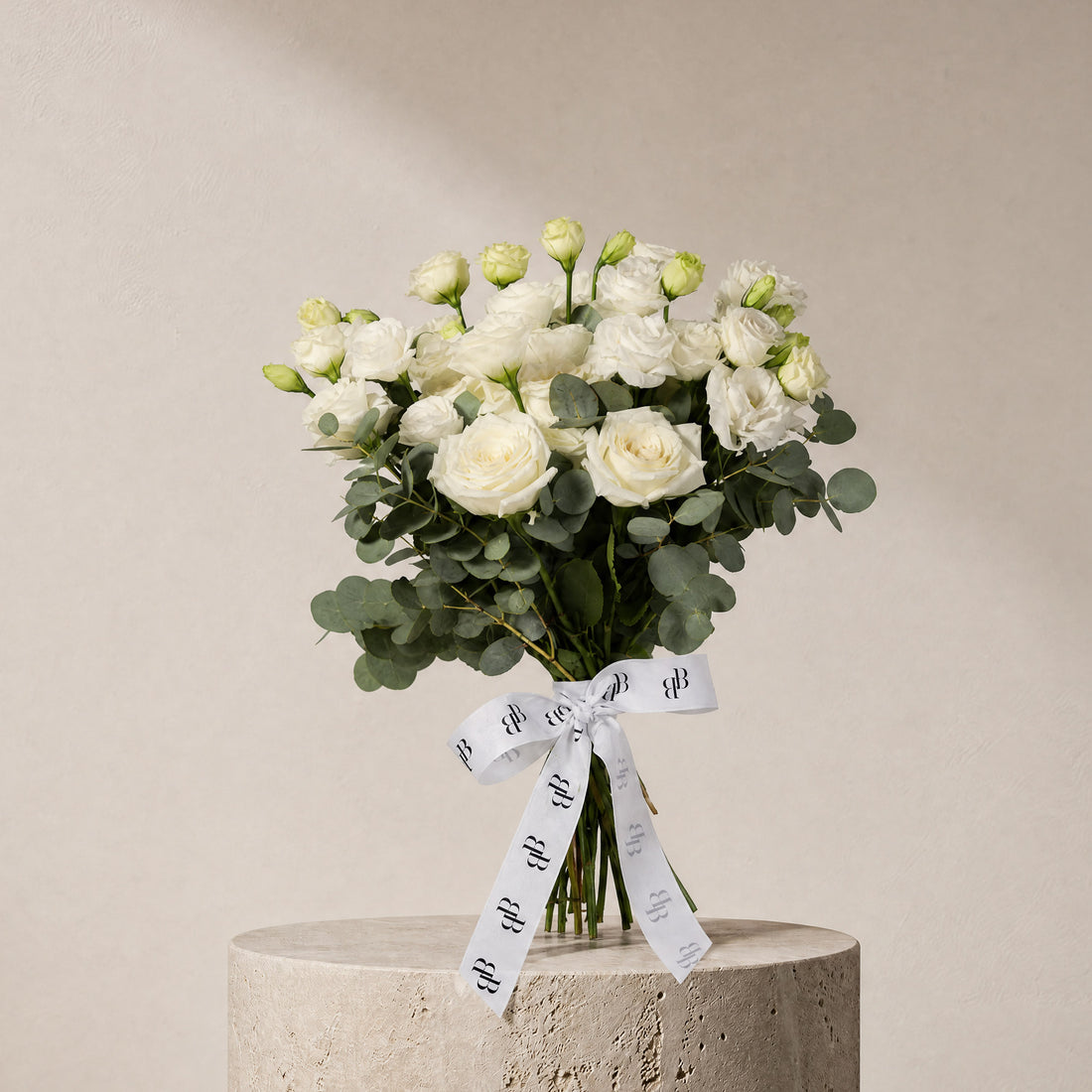 Vellum Bouquet - BLACK AND BLANC