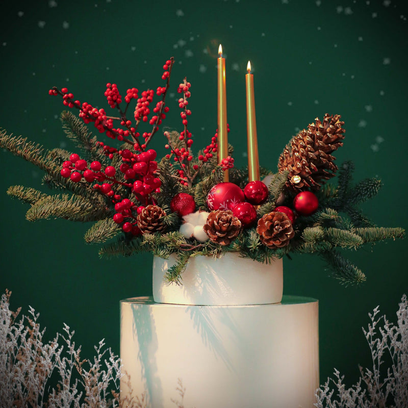 Festive Candlelight - Fresh Flowers - BLACK AND BLANC