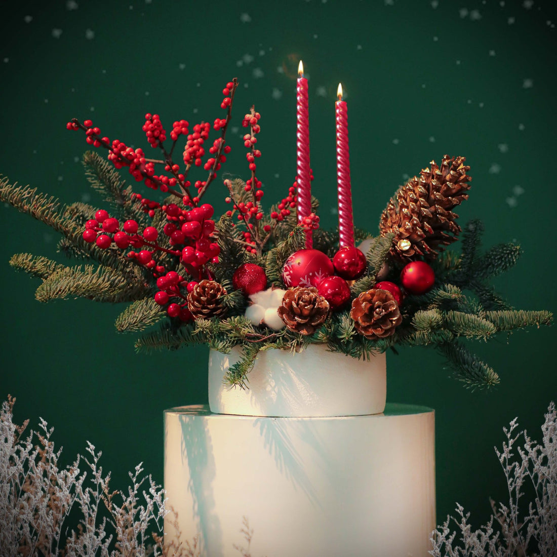 Festive Candlelight - Fresh Flowers - BLACK AND BLANC