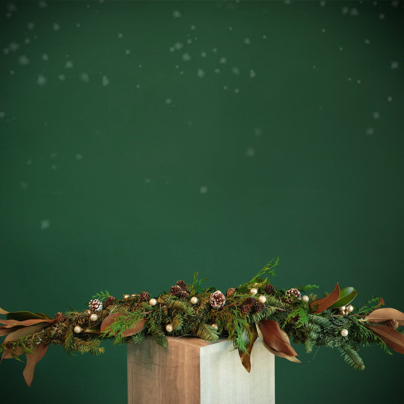 Forest Centerpiece - BLACK AND BLANC