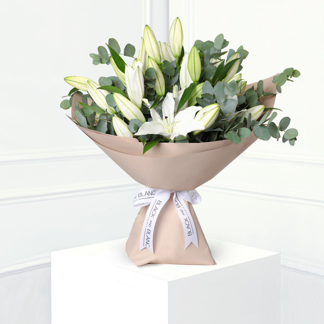 Fresh lily White Bouq - Fresh Flowers - BLACK AND BLANC
