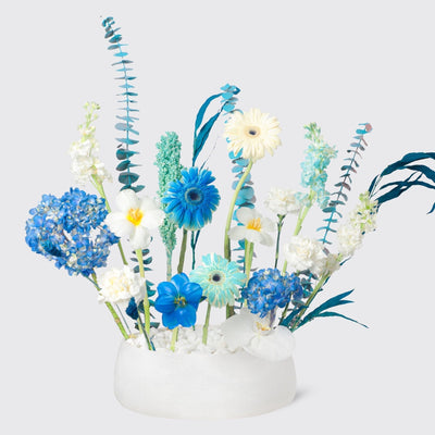 Gentle Breeze in Vase - BLACK AND BLANC