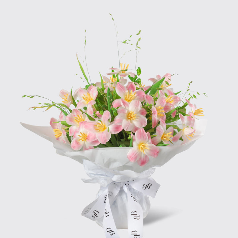 Glowing Pink Tulips Bouquet - BLACK AND BLANC