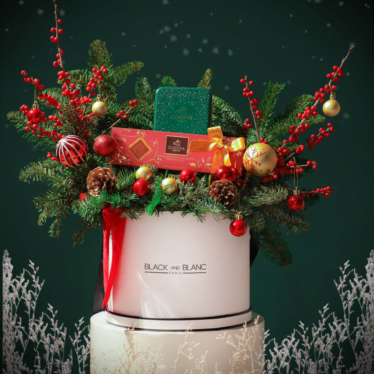 Godiva - Choclate & Biscuits Christmas Hamper - BLACK AND BLANC