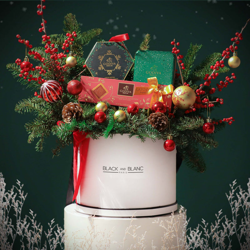 Godiva - Choclate, Ornament Gift & Biscuits Christmas Hamper - BLACK AND BLANC