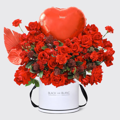 HeartString in Box - BLACK AND BLANC