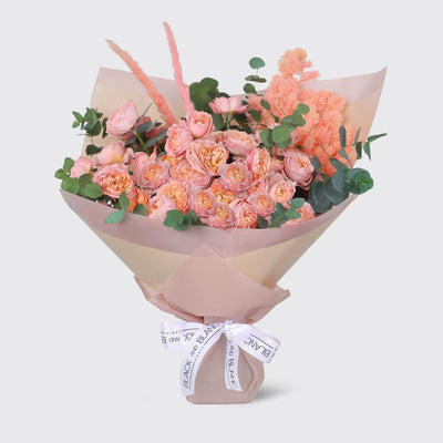 Julietta Peach in Box - Fresh Flowers - BLACK AND BLANC